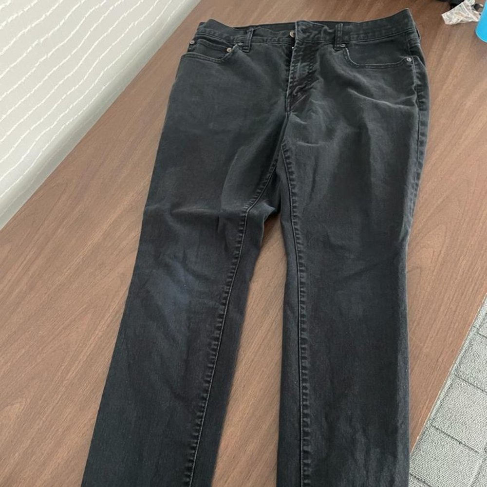 Aeropostale Black skinny Jeans 33/32